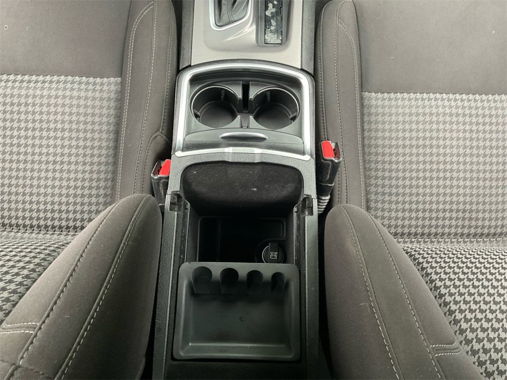 Used 2023 Dodge Charger SXT image 11
