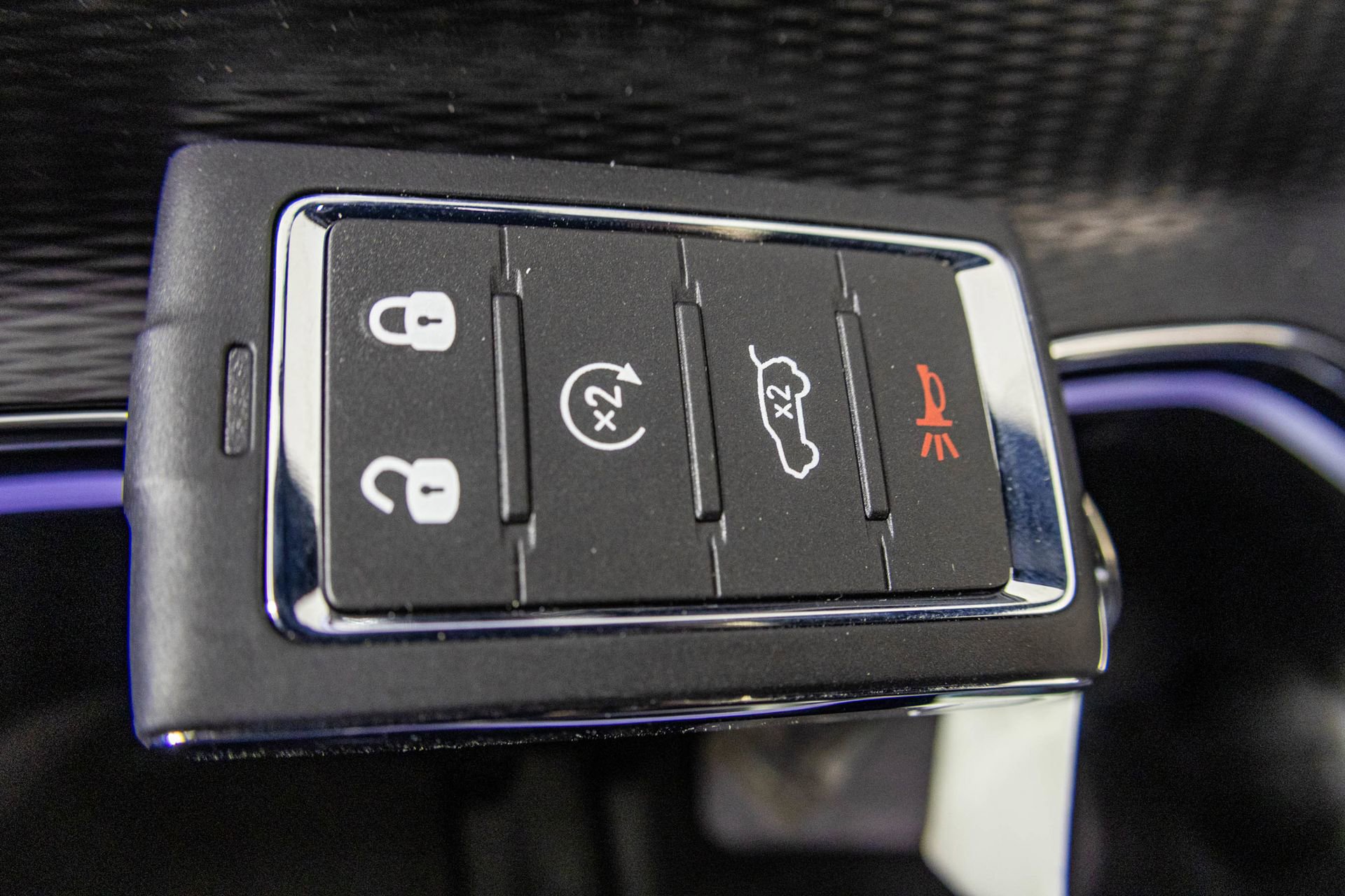 New 2026 Jeep Grand Cherokee Altitude image 30