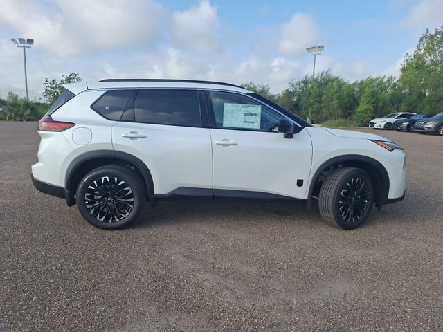 Used 2026 Nissan Rogue Dark Armor AWD/4WD image 8