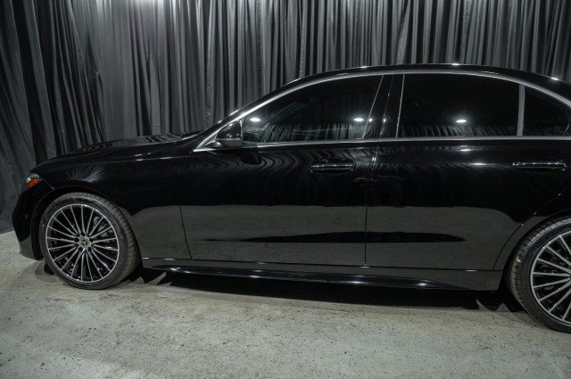 Certified 2026 Mercedes-Benz C 300 4MATIC Sedan image 5