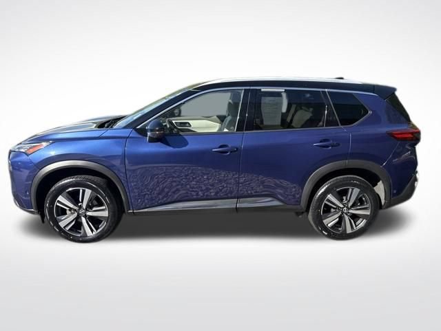Used 2023 Nissan Rogue SL w/ SL Premium Package AWD/4WD image 3