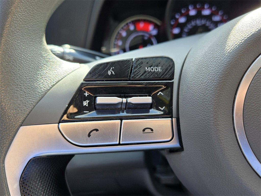 Certified 2023 Hyundai Elantra SEL image 23