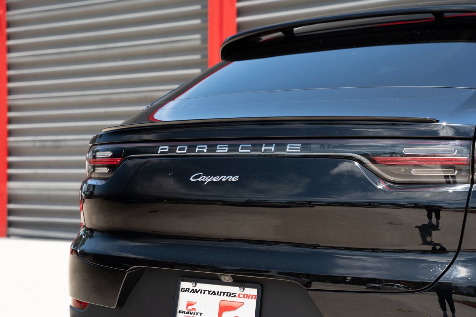 Used 2020 Porsche Cayenne AWD/4WD image 16