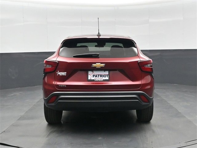 Used 2024 Chevrolet Trax LS image 5