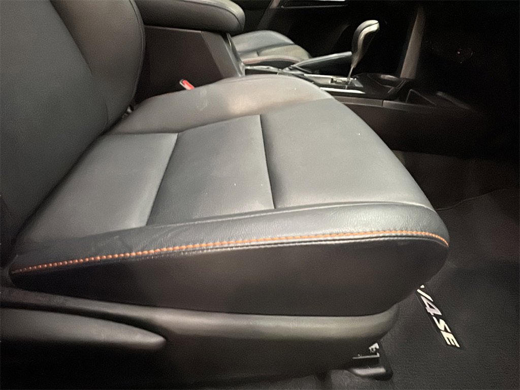 Used 2016 Toyota RAV4 SE image 17