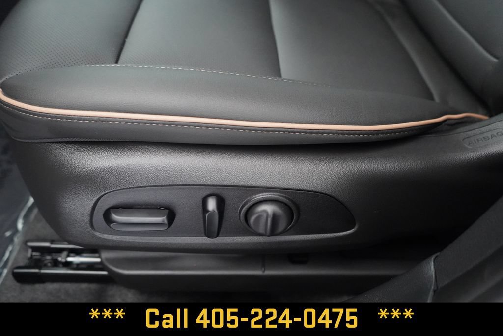 Used 2025 Buick Envista Avenir FWD image 17