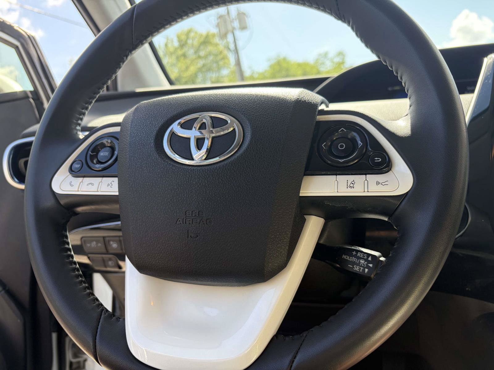 Used 2016 Toyota Prius Four Touring w/ Premium Convenience Package FWD image 16