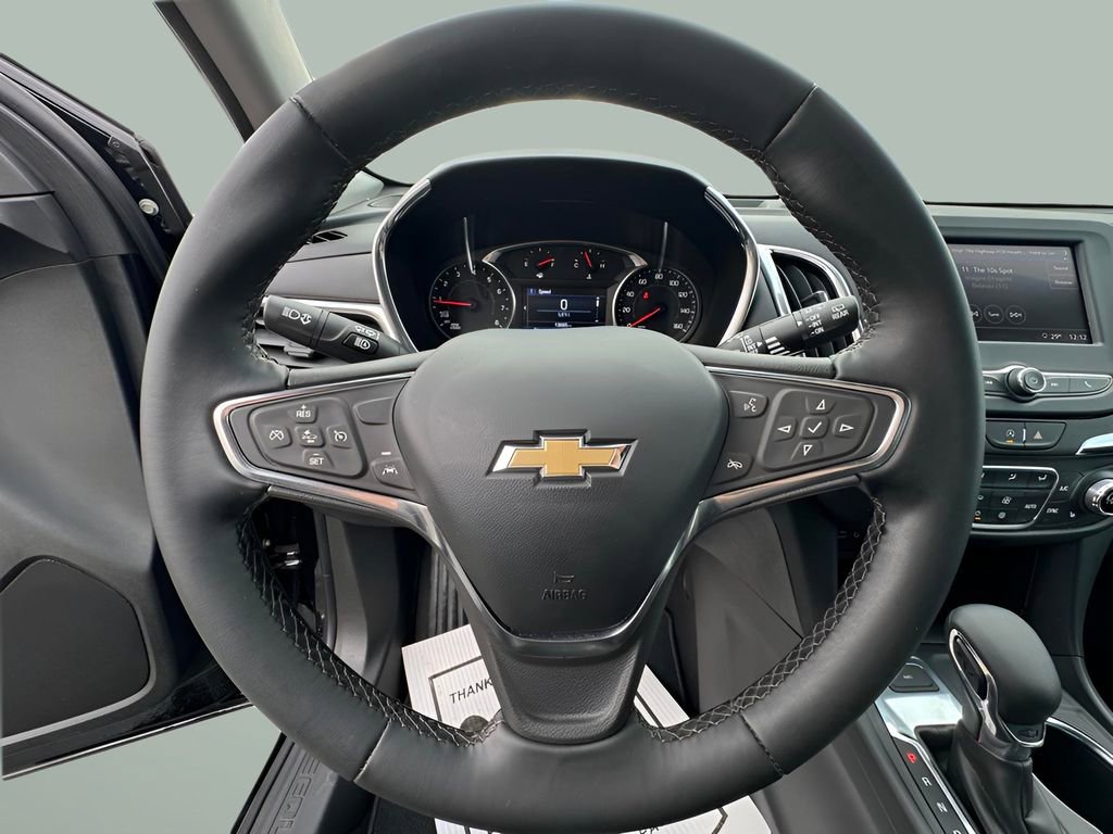 Used 2023 Chevrolet Equinox LT image 9