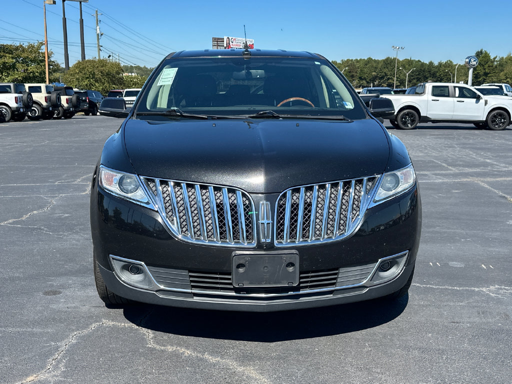 Used 2015 Lincoln MKX AWD w/ Equipment Group 101A image 2
