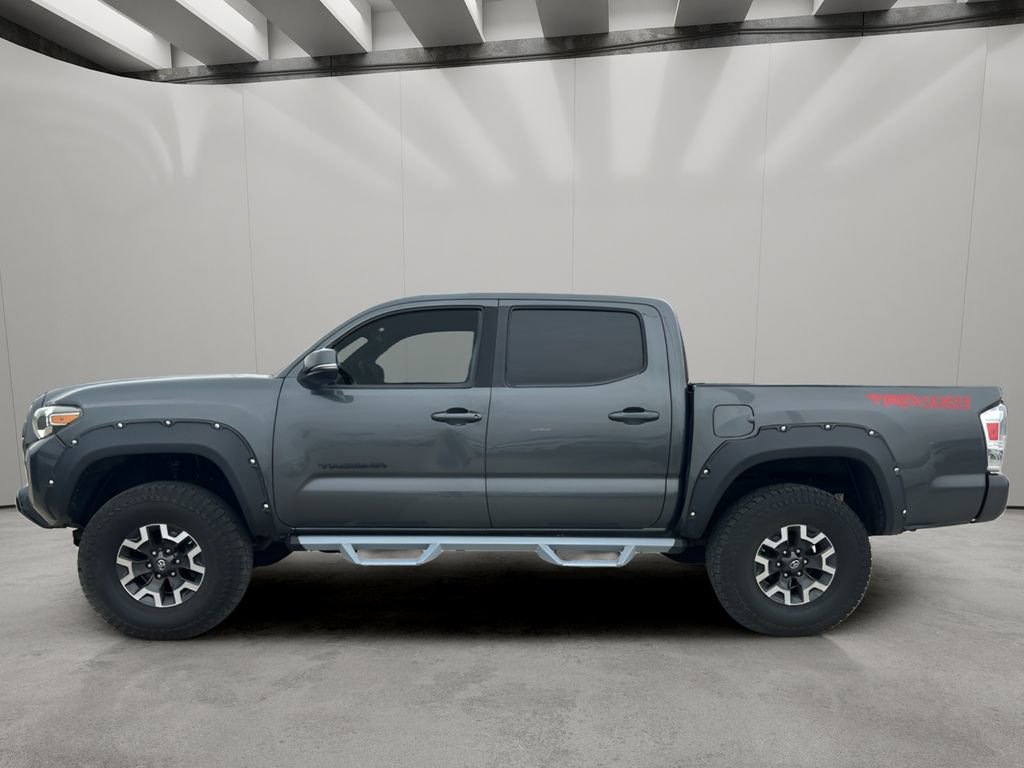 Used 2019 Toyota Tacoma TRD Off-Road w/ Technology Package image 4