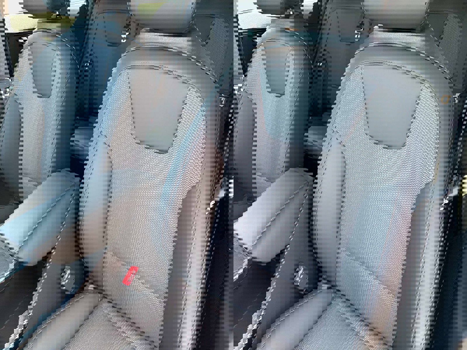 New 2025 Kia Niro Wind w/ Wind Preserve Package image 17