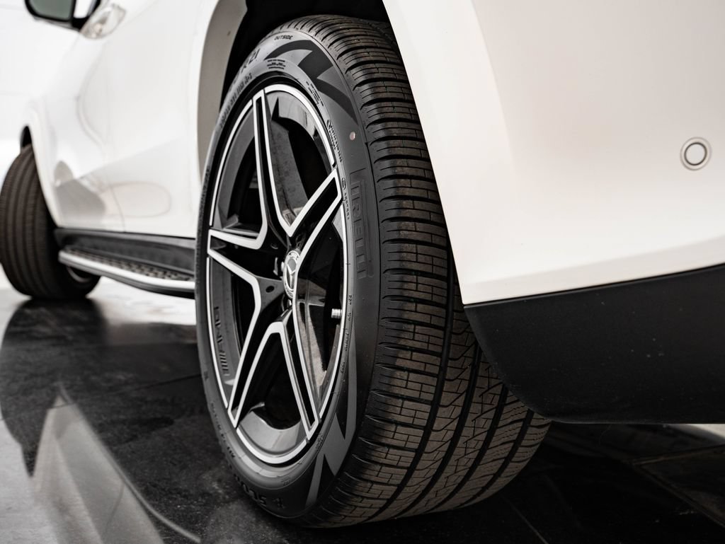 Certified 2023 Mercedes-Benz GLS 580 4MATIC image 49