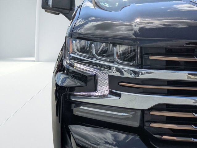 Used 2022 Chevrolet Silverado 1500 High Country AWD/4WD image 9