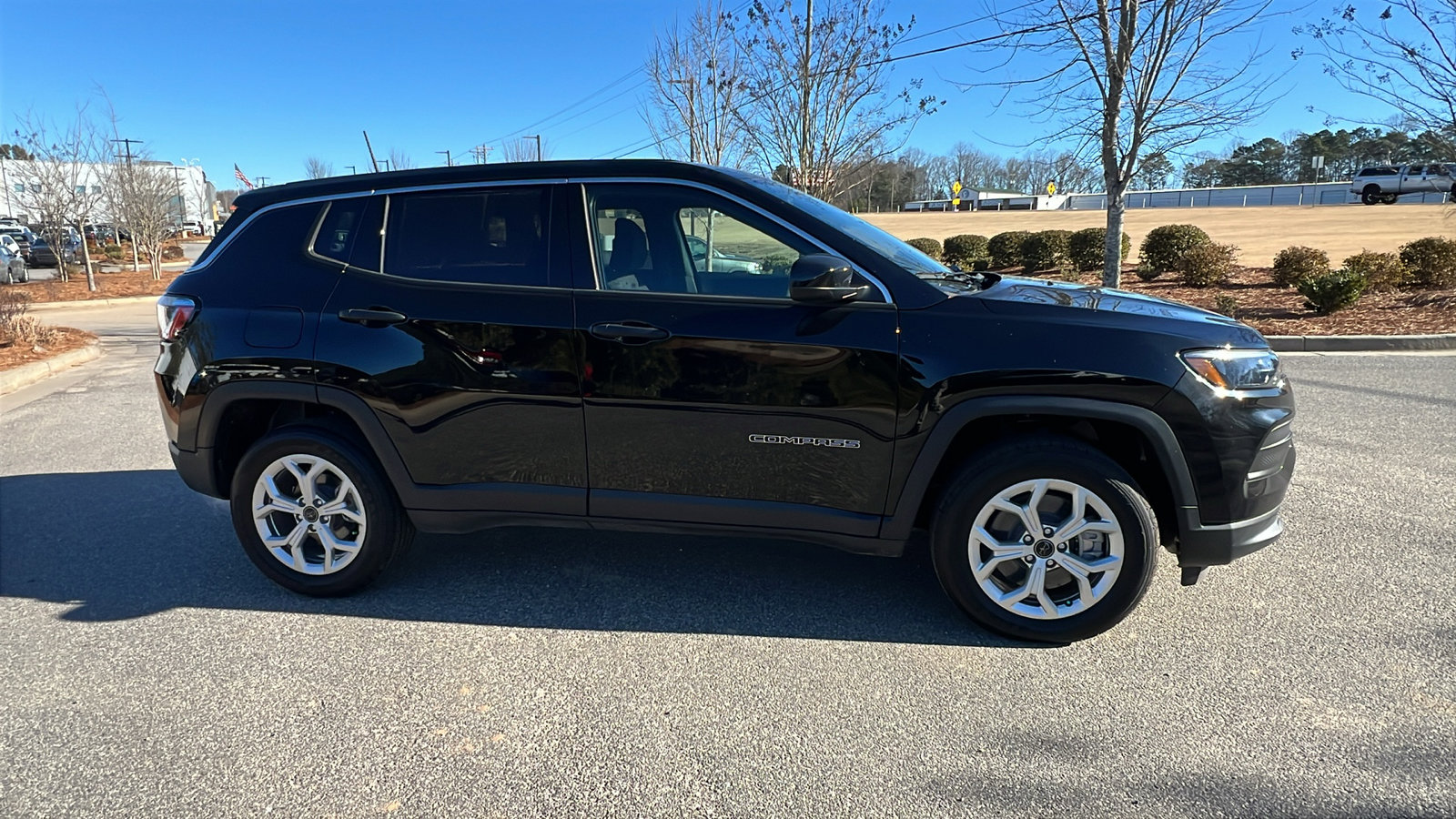 Certified 2025 Jeep Compass Sport image 7