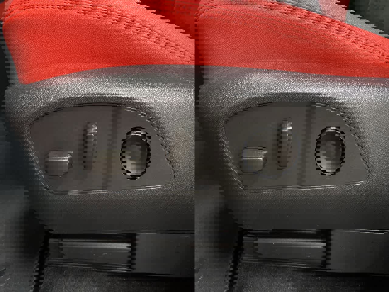 Used 2024 Chevrolet Blazer EV RS image 15