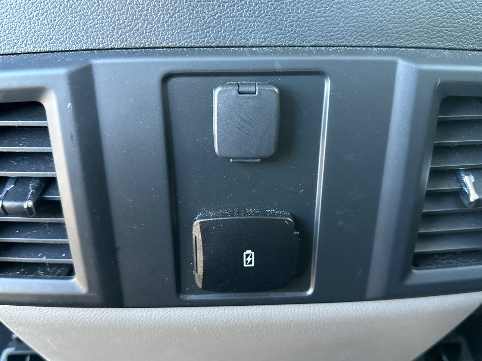 Used 2020 Ford F150 XL w/ Equipment Group 101A Mid AWD/4WD image 24