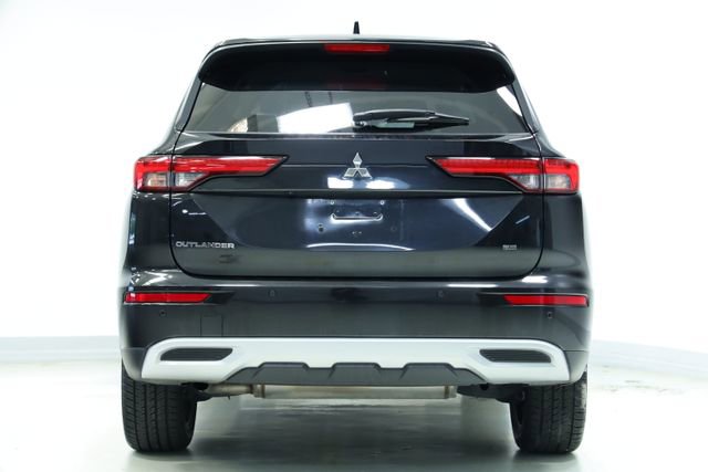 Used 2023 Mitsubishi Outlander SE FWD image 7