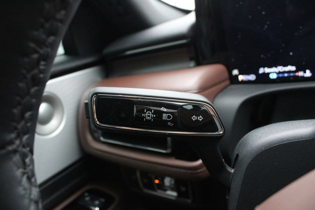New 2026 Lincoln Aviator Reserve AWD/4WD image 11