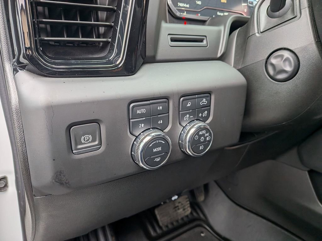 Used 2023 GMC Sierra 1500 AT4 w/ AT4 Preferred Package image 15