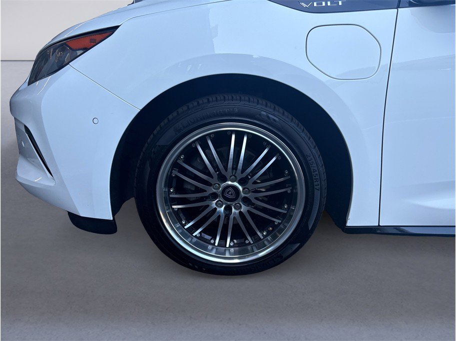 Used 2017 Chevrolet Volt Premier w/ Driver Confidence II Package image 8