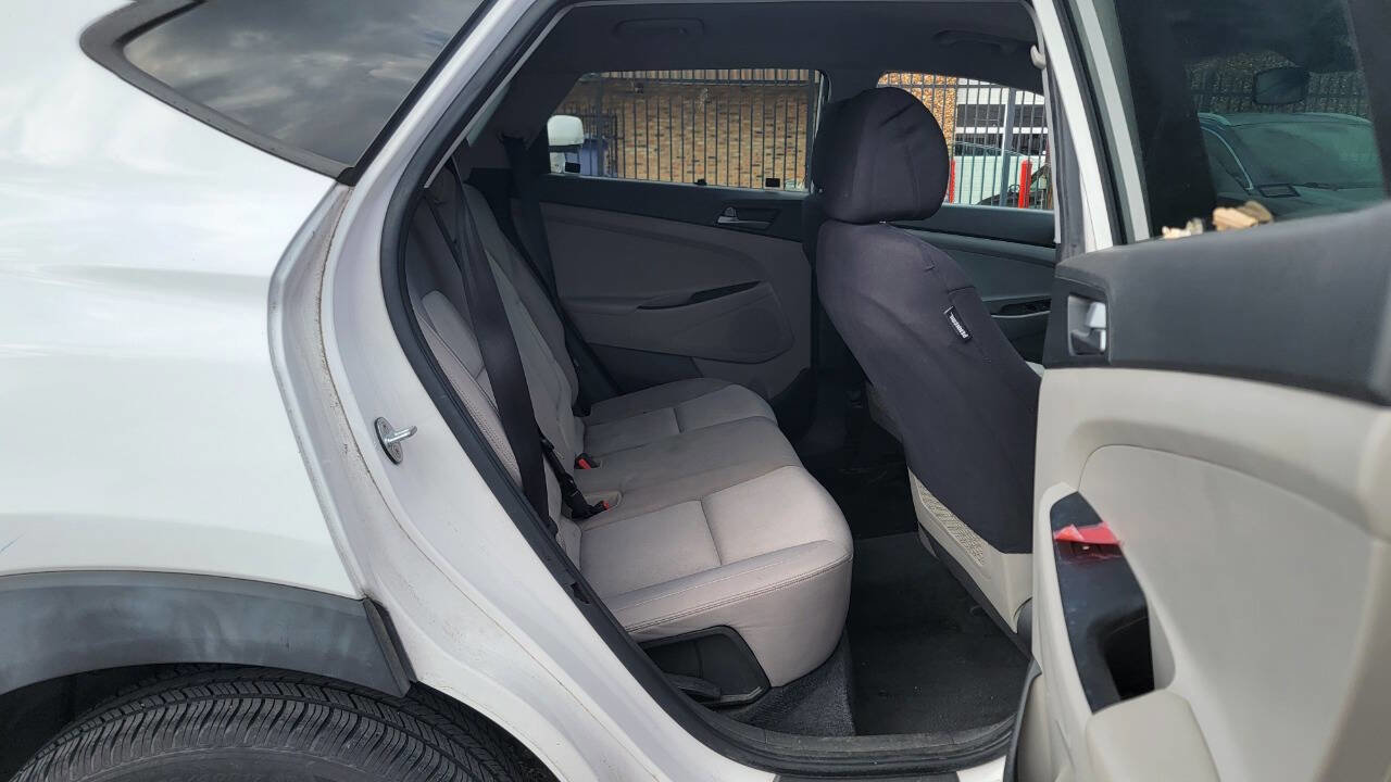 Used 2016 Hyundai Tucson SE w/ Option Group 02 image 25