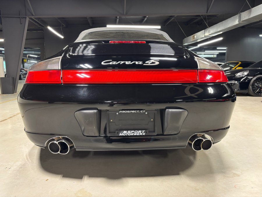 Used 2004 Porsche 911 Carrera 4S AWD/4WD image 8