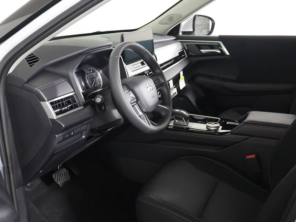 New 2026 Mitsubishi Outlander ES AWD/4WD image 24