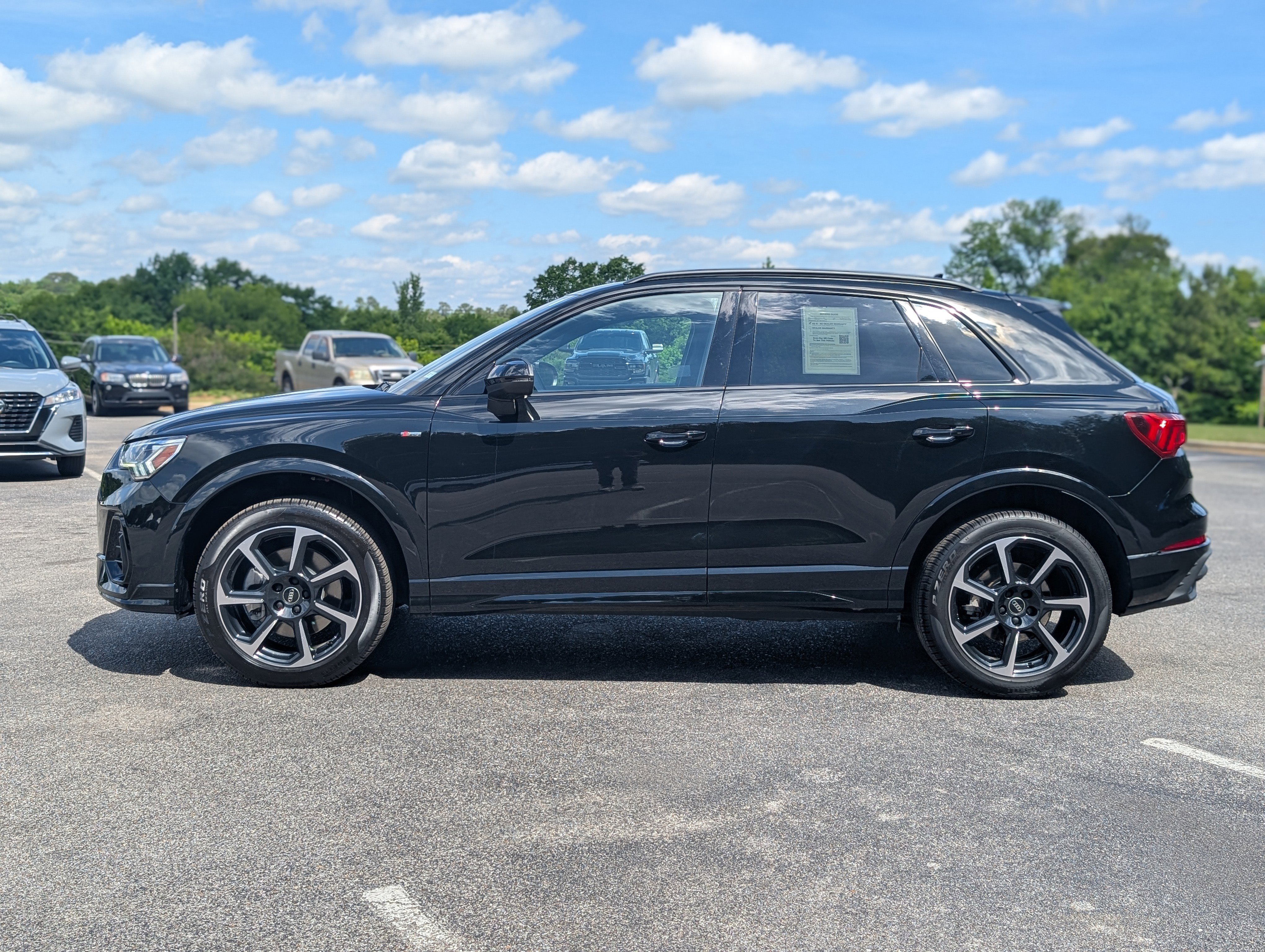 Used 2025 Audi Q3 2.0T Premium Plus w/ Premium Plus Package AWD/4WD image 6
