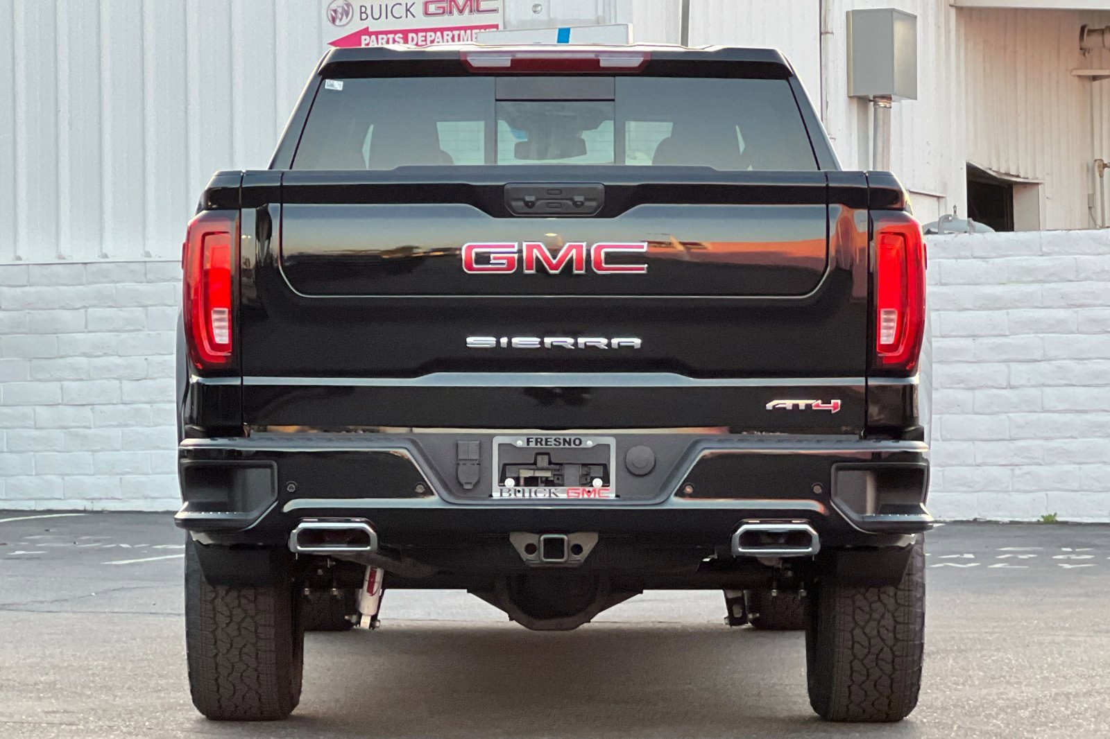 New 2026 GMC Sierra 1500 AT4 w/ AT4 Preferred Package image 6