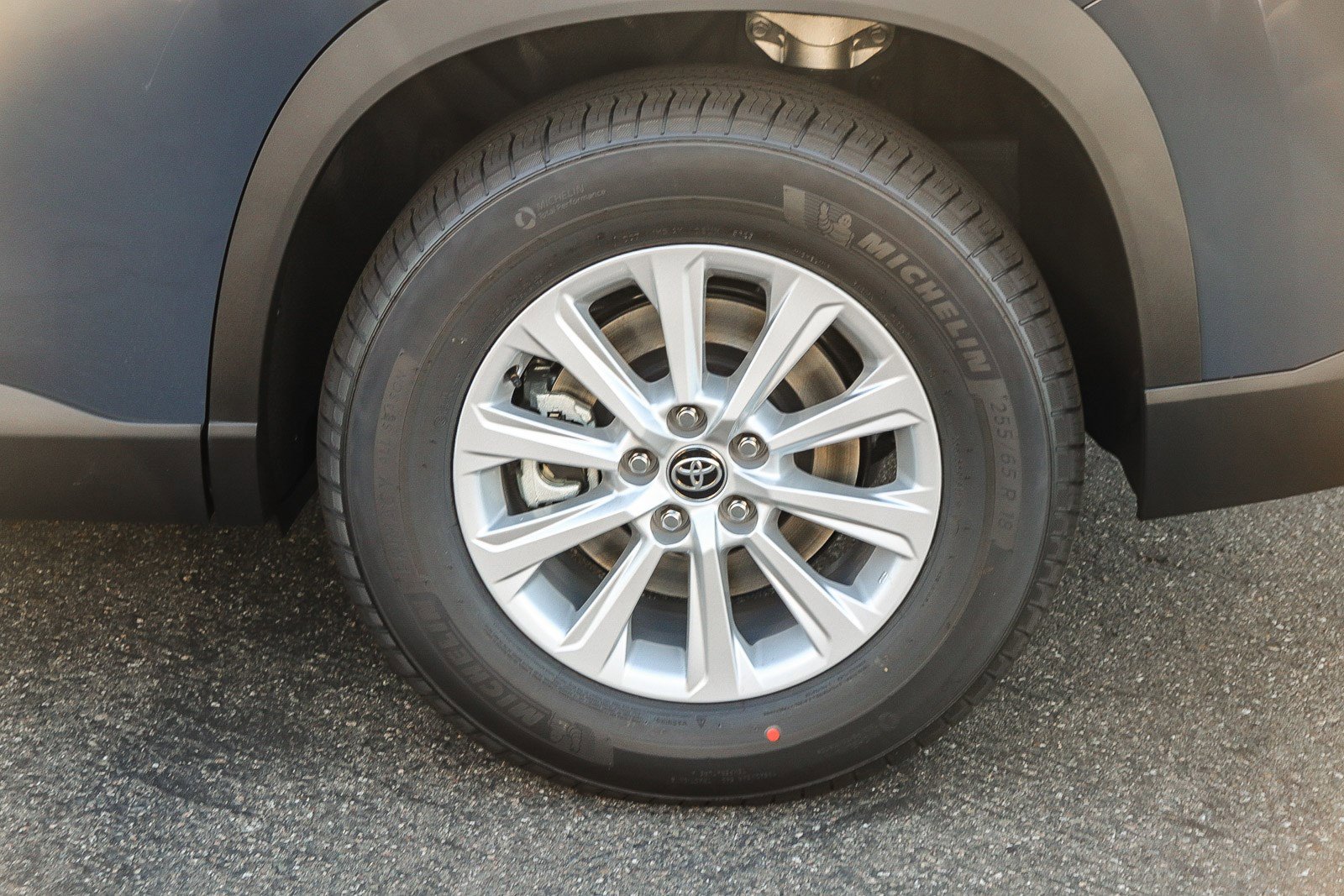 New 2026 Toyota Grand Highlander XLE image 11