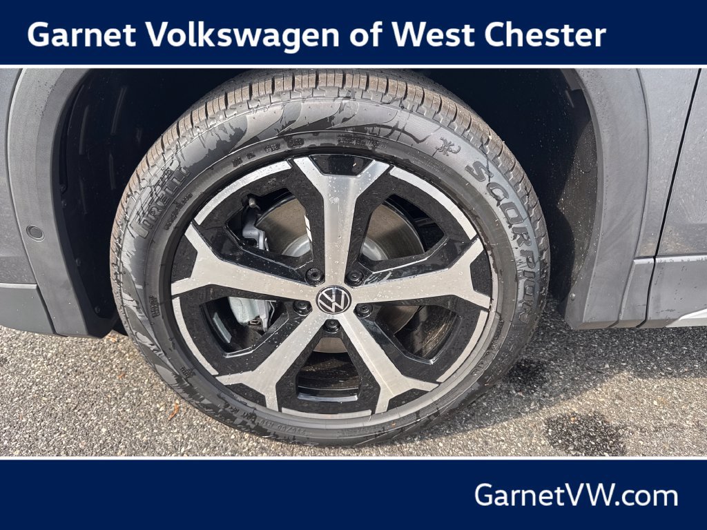New 2026 Volkswagen Tiguan SE AWD/4WD image 36