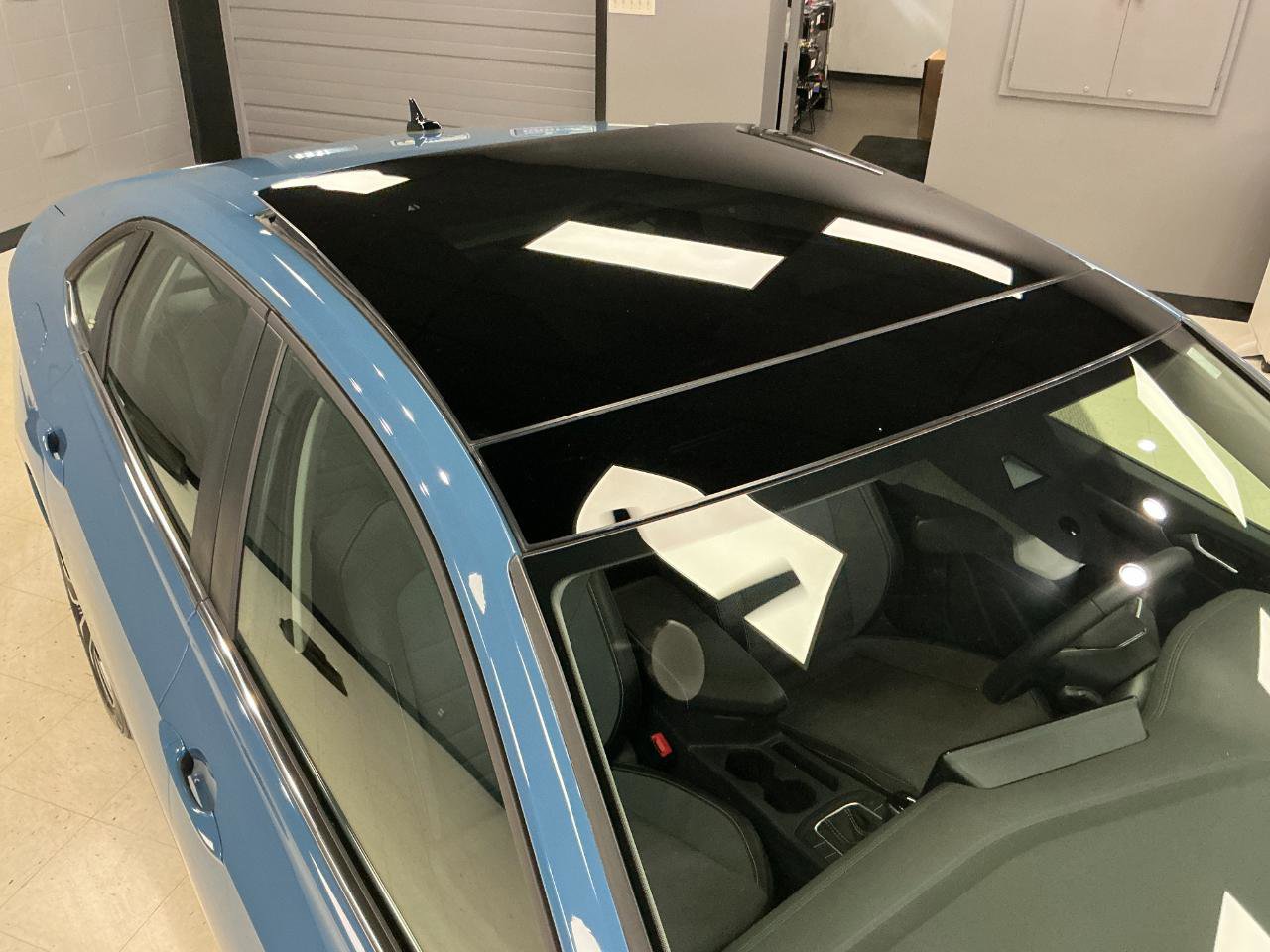 Used 2025 Volkswagen Jetta SE image 3