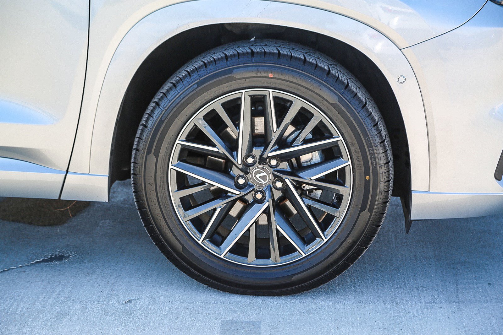 Used 2024 Lexus TX 350 AWD w/ Technology Package image 10