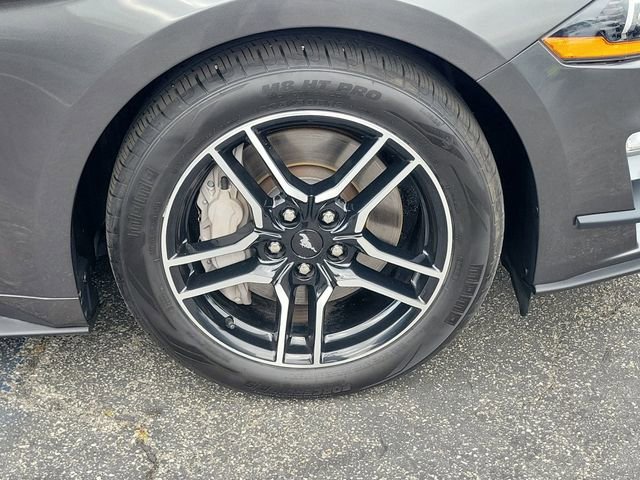 Used 2020 Ford Mustang GT image 5