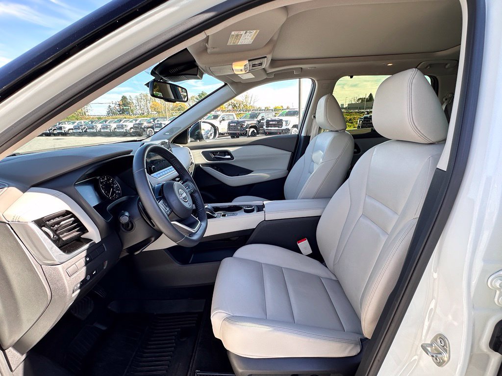 Used 2023 Nissan Rogue SL w/ SL Premium Package AWD/4WD image 19