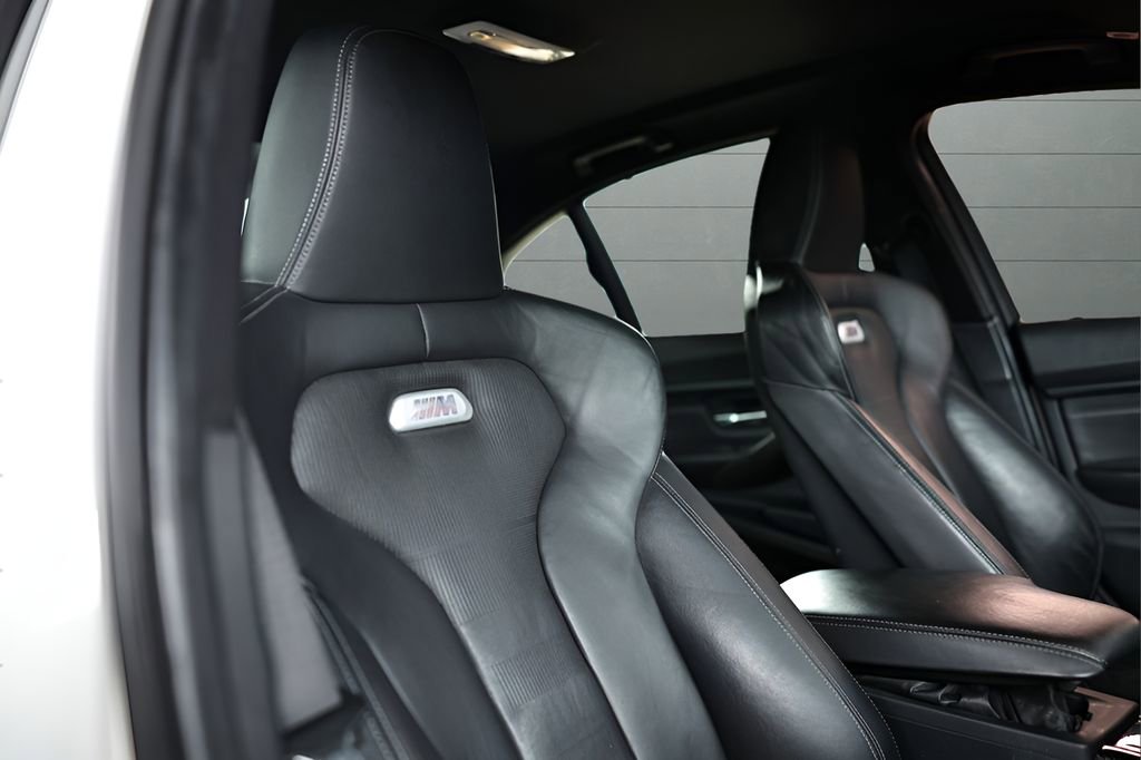 Used 2016 BMW M3 RWD image 59