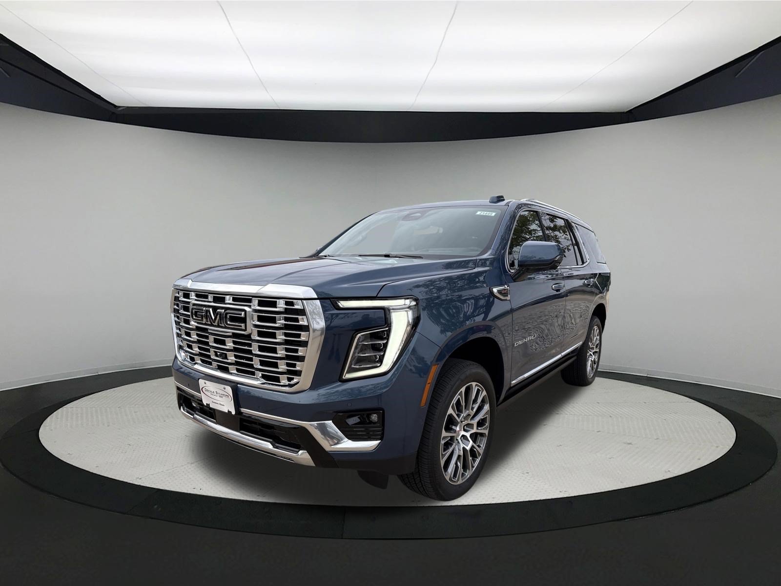 New 2026 GMC Yukon Denali w/ Denali Reserve Package AWD/4WD image 1