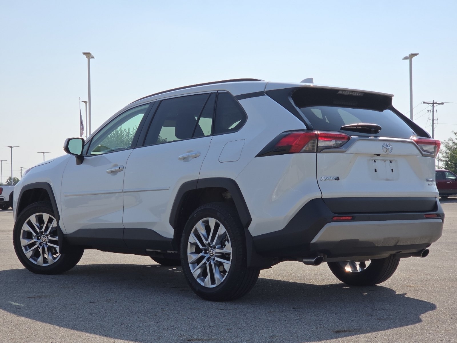 Used 2025 Toyota RAV4 Limited w/ Weather Package AWD/4WD image 15