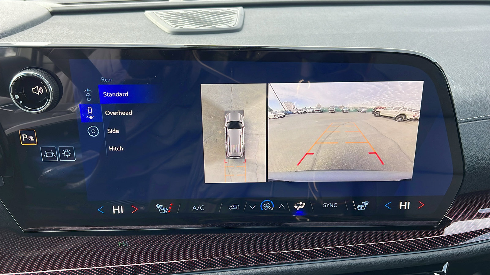 New 2026 Chevrolet Traverse Z71 image 27