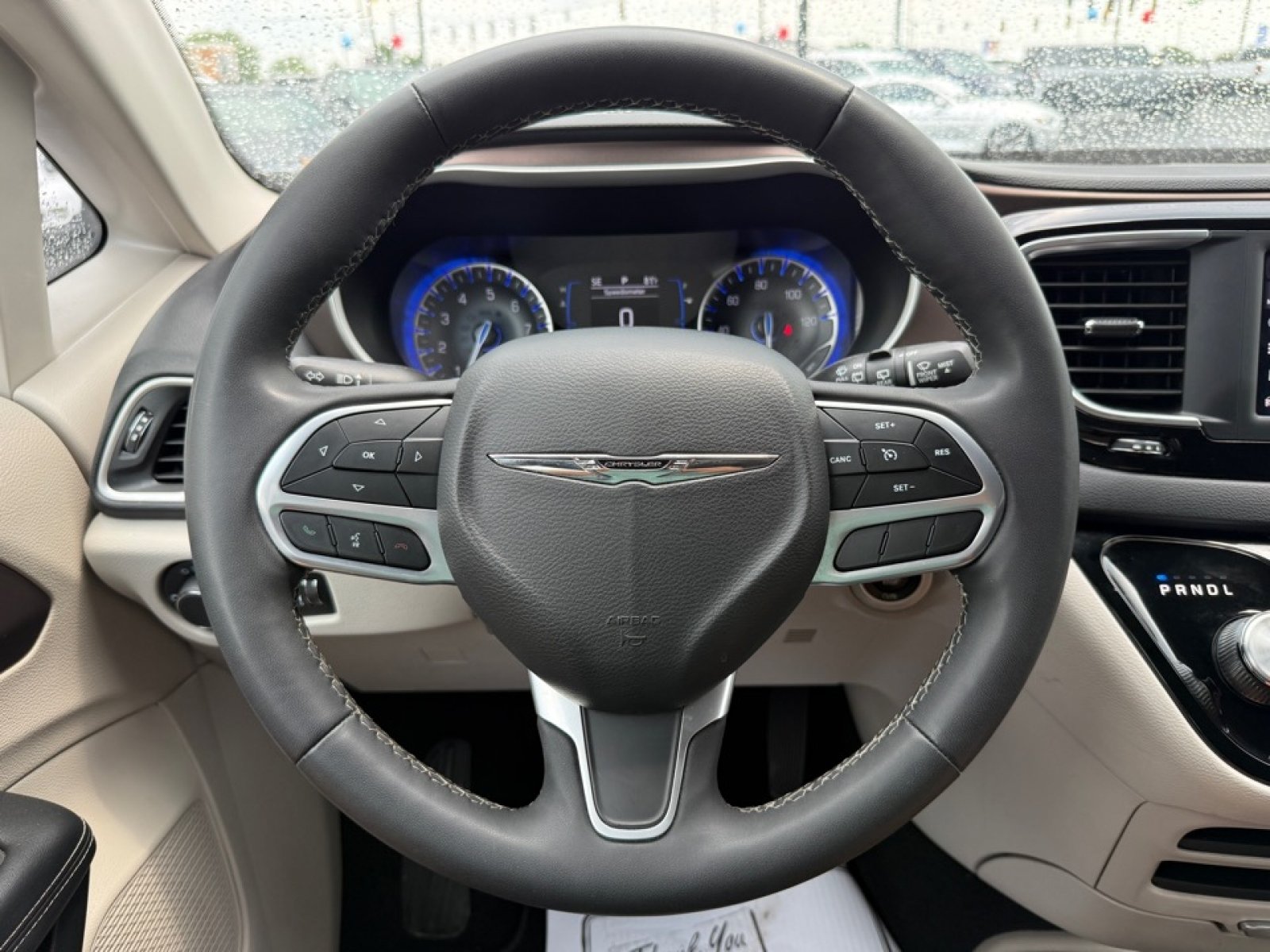 Used 2023 Chrysler Voyager LX FWD image 18