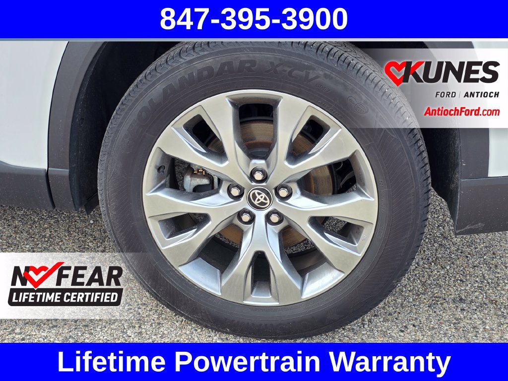 Used 2024 Toyota Grand Highlander AWD image 15