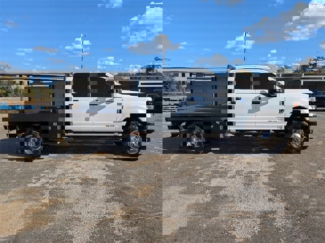 Used 2021 Ford F350 XL w/ Power Equipment Group image 3