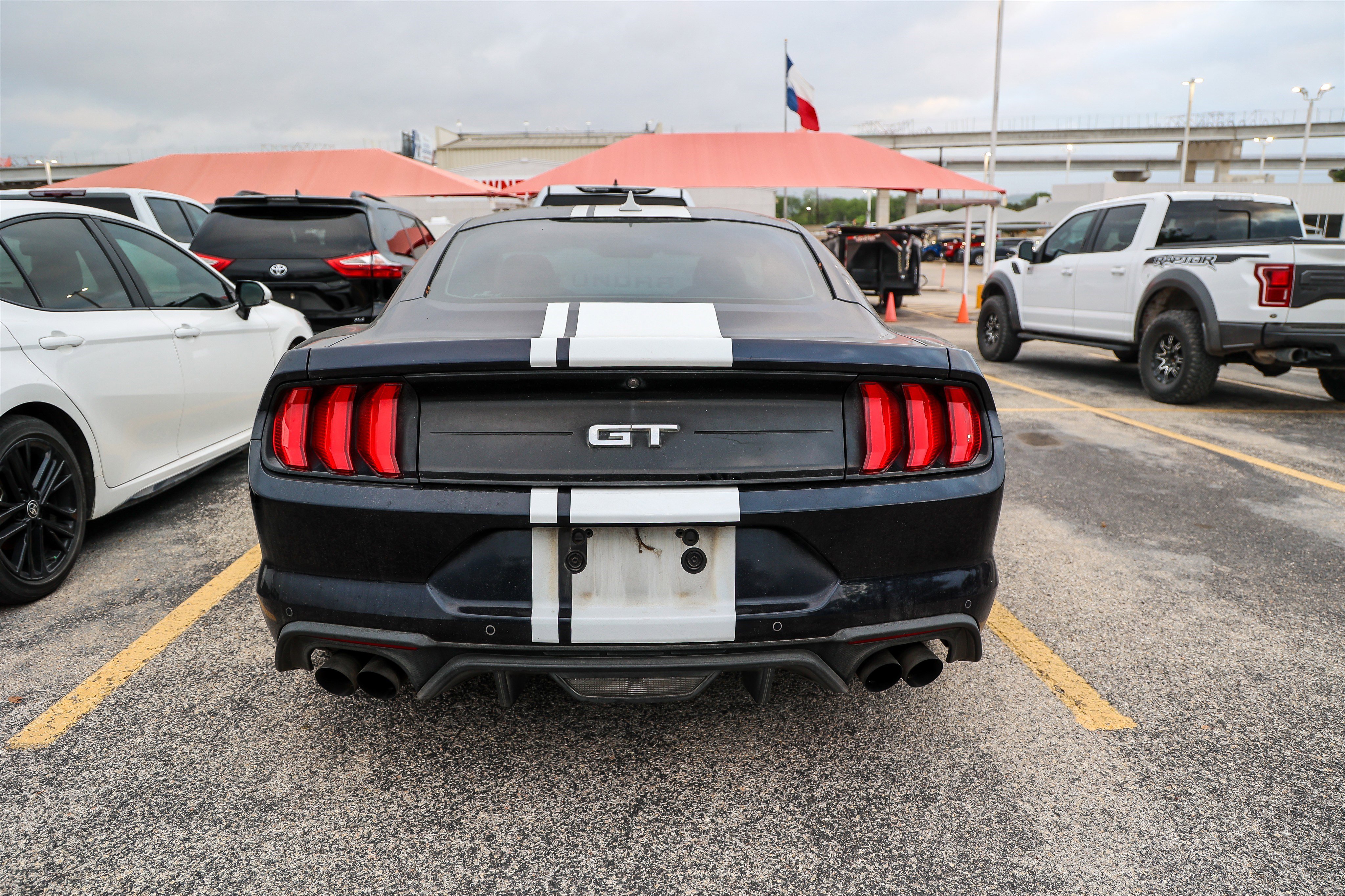 Used 2021 Ford Mustang GT Premium w/ Carbon Sport Interior Package image 8