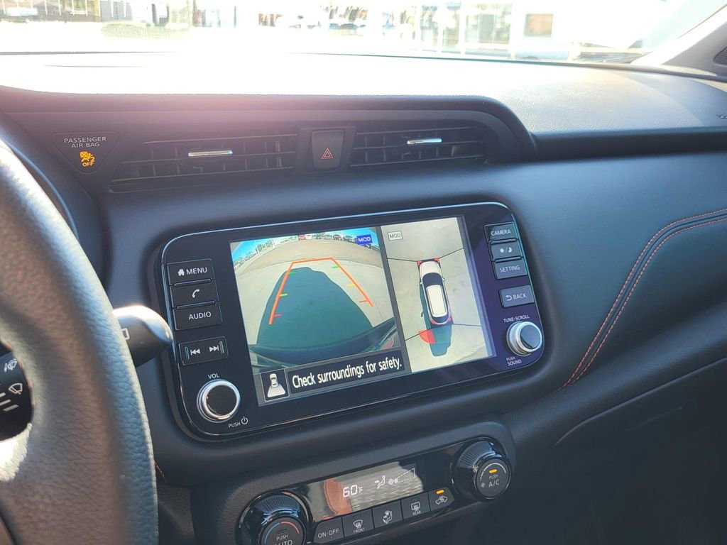 Used 2024 Nissan Kicks SR w/ Interior Electronics Package FWD image 27