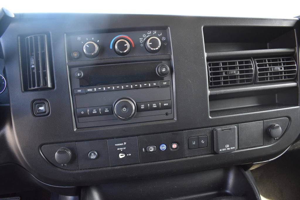 Used 2023 Chevrolet Express 3500 LT w/ LT Preferred Equipment Group image 17