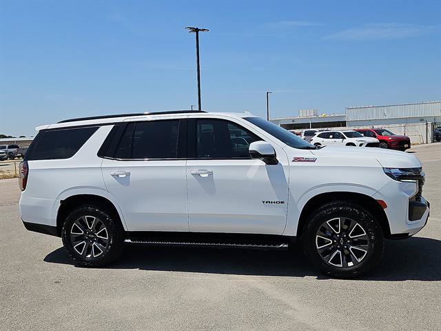 Used 2024 Chevrolet Tahoe Z71 w/ Luxury Package AWD/4WD image 5