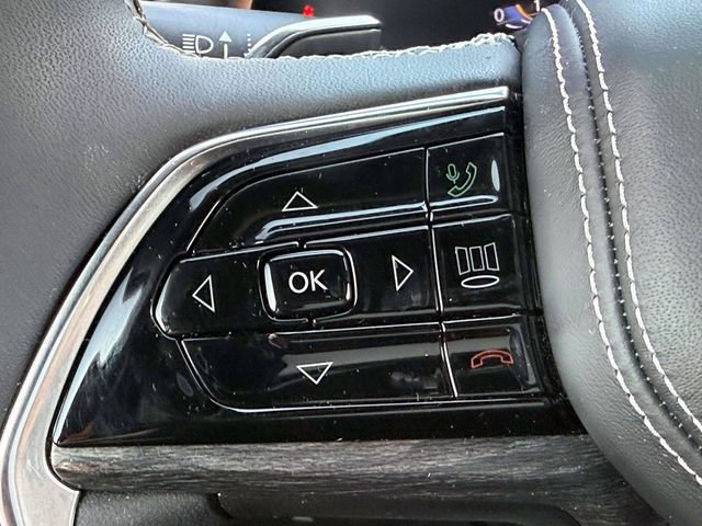 Used 2023 Jeep Grand Cherokee L Overland AWD/4WD image 24