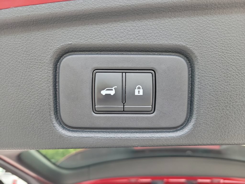 Certified 2023 Nissan Pathfinder SL FWD image 9