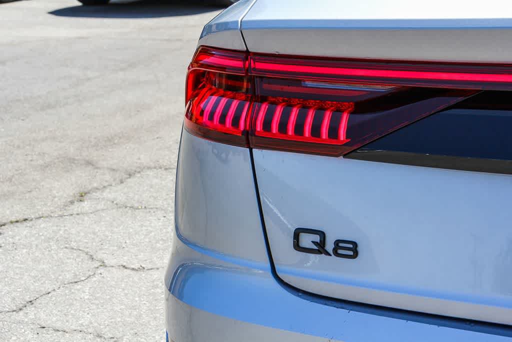 Used 2021 Audi Q8 Premium Plus w/ Premium Plus Package AWD/4WD image 11