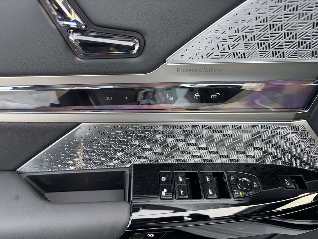 New 2026 BMW 760i xDrive w/ Executive Package image 13